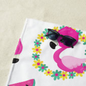 Serviette De Plage Motif tropical, Flamants roses, Fleurs, Votre Nom (En situation)