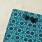 Serviette De Plage Motif vert blanc (En situation)