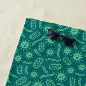 Serviette De Plage Motif vert de microbes (En situation)