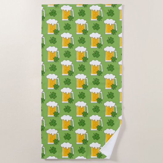 Serviette De Plage Mug de bière irlandaise avec Motif Shamrock Clover (Devant)