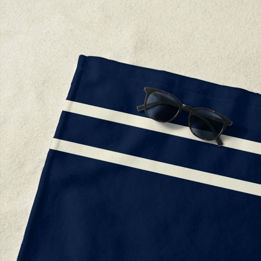 Serviette De Plage Musicien Personnalisé Cello Script Monogram (En situation)