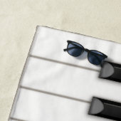 Serviette De Plage Musique des clés de piano géantes (En situation)