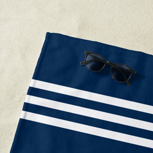 Serviette De Plage Nautical Navy Blue Custom Boat Name (En situation)