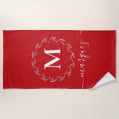 Serviette De Plage Noël rouge | Monogramme blanc de couronne botaniqu (Devant)