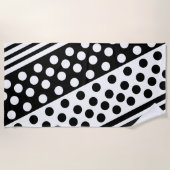 Serviette de plage noire blanche avec pointes rayu (Devant)