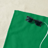 Serviette De Plage Nom de script vert de Kelly tendance  (En situation)