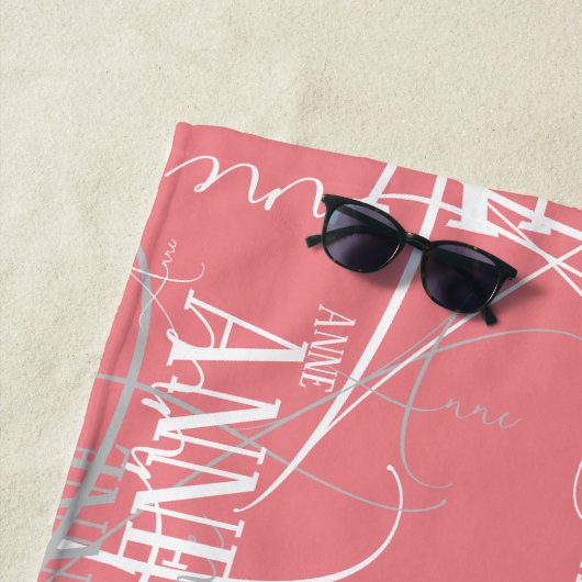Serviette De Plage Nom de typographie Motif rose (En situation)