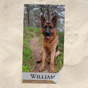 Serviette De Plage Nom du chemin de la forêt de chien berger allemand