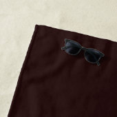 Serviette De Plage Nom du monogramme or noir (En situation)
