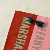 Serviette De Plage Nom du Motif Sage Green Brown Rose Red Stripes (En situation)