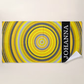 Serviette De Plage Nom fait sur commande + Motif niché jaune et gris (Devant)
