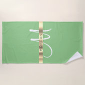 Serviette De Plage Nom & Grand Monogramme, White Sage & Gold (Devant)