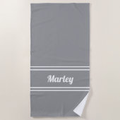 Serviette De Plage Nom minimal moderne Monogramme Script Modèle gris (Devant)