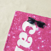 Serviette De Plage Nom personnalisé Paillettes Rose Chaud Rétro (En situation)