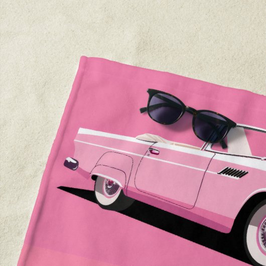 Serviette De Plage Nom personnalisé Pink Classic Car (En situation)