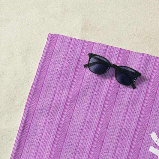 Serviette De Plage Nom personnalisé rayures roses textiles (En situation)