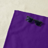 Serviette De Plage Nom personnalisé Solid Purple (En situation)