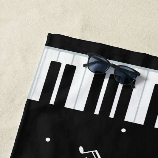 Serviette de plage nommée faite sur commande de (En situation)