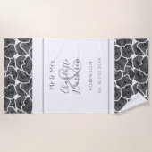 Serviette De Plage Nouveaux mariés M. et Mme Gray Roses Personnalisés (Devant)
