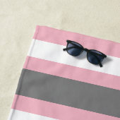 Serviette De Plage Nouveaux mariés "Wifey" personnalisés (En situation)