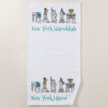 Serviette De Plage NYC New York City Hanoukka Chanukah Holiday<br><div class="desc">La serviette de bain est ornée d'une illustration originale de différents points de repère de New York, "habillés" pour la saison des fêtes à Hanoukka. Ne vois-tu pas ce que tu cherches ? Vous avez besoin d'aide pour la personnalisation ? Cliquez sur "Contacter ce designer" pour avoir quelque chose créé...</div>