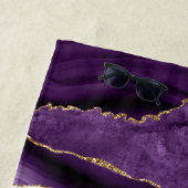 Serviette De Plage or monogramme tendance et agate violet (En situation)