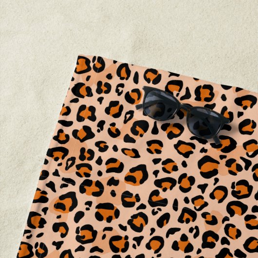 Serviette De Plage Orange and Brown Leopard Print (En situation)