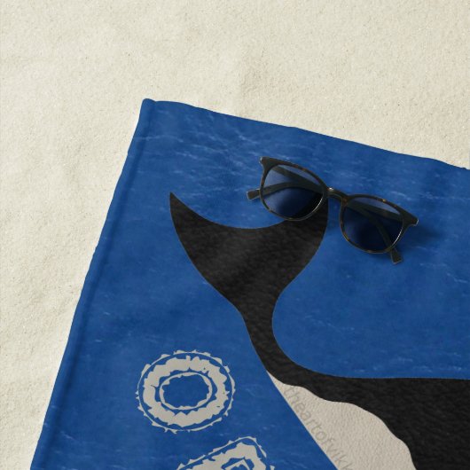 Serviette De Plage Orca Cuir Bleu Clair Personnaliser ceci (En situation)