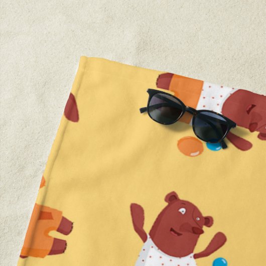 Serviette De Plage Ours brun de fête orange (En situation)