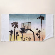 Palmiers tropicaux avec hoop de basket-ball