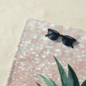 Serviette De Plage Parties scintillant des fleurs tropicales d'ananas (En situation)