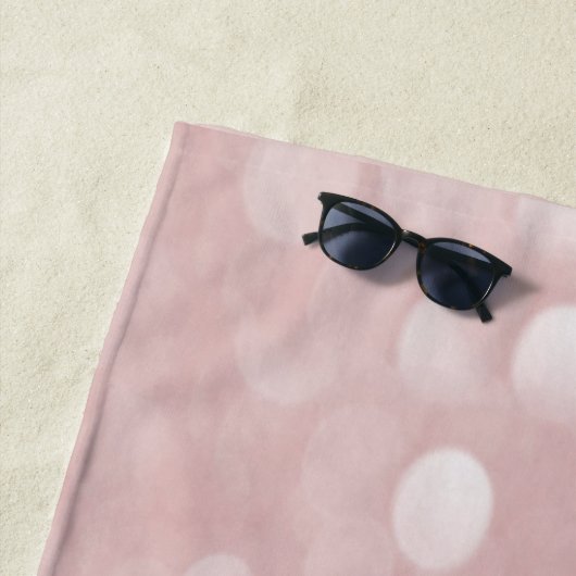 Serviette De Plage Parties scintillant rose Personnalisez le serviett (En situation)