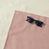 Serviette De Plage Parties scintillant rose vierge Rose Monogram Beac (En situation)