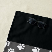 Serviette De Plage Patrouilles De Chien Noir Et Blanc Et Os Du Nom (En situation)