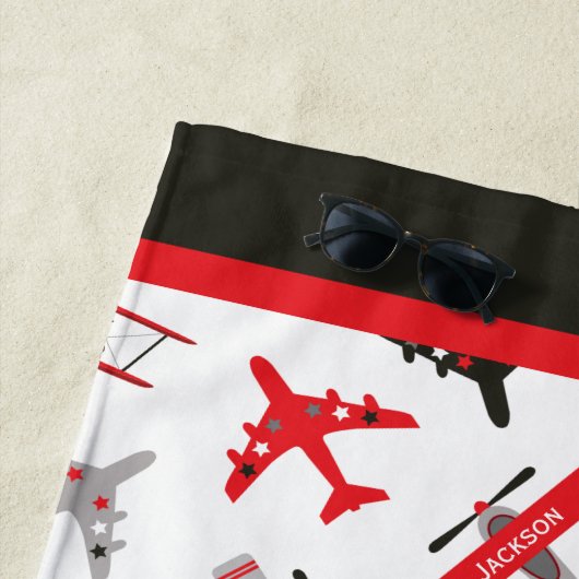Serviette De Plage Pattern Red and Black WWII (En situation)