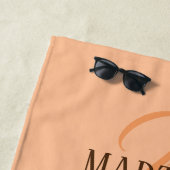 Serviette De Plage Peach Fuzz Nom Personnalisé Élégant (En situation)