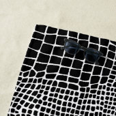 Serviette De Plage peau de serpent d'animal en cuir noir (En situation)