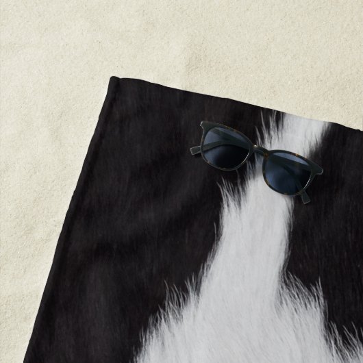 Serviette De Plage peau de vache noir (En situation)