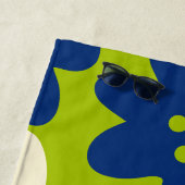 Serviette De Plage Peinture personnalisée Fleur Bleue et Verte Enterr (En situation)