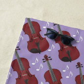 Serviette De Plage Personalized Purple Violin (En situation)