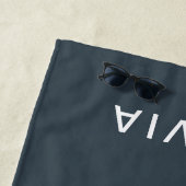 Serviette De Plage Personnalisé Bleu Charbon Personnalisé (En situation)