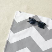 Serviette De Plage Personnalisé Gris Turquoise Chevron Fire Truck Boy (En situation)