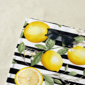 Serviette de plage personnalisée au citron (En situation)