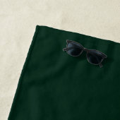 Serviette De Plage Personnaliser personnaliser le nom monogramme vert (En situation)