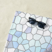 Serviette De Plage Petite bougie bleue sur arrière - plan en mosaïque (En situation)