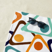 Serviette De Plage Petits triangles les années 70 (En situation)