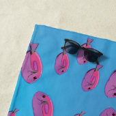 Serviette de plage Pink Tropical Fishes (En situation)