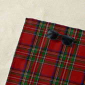 Serviette de plage plaid Royal Stewart Tartan (En situation)