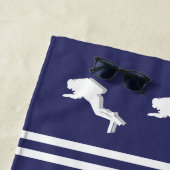 Serviette De Plage PLONGEURS DE SCUBA Monogramme White Navy Grey (En situation)