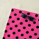 Serviette De Plage Pois roses et noirs (En situation)